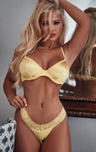 Алиса, 8 985 895-82-87 Алиса — анкета проститутки, от 10000 руб. в час